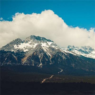 张雪峰追悼会周六将在苏州殡仪馆举行