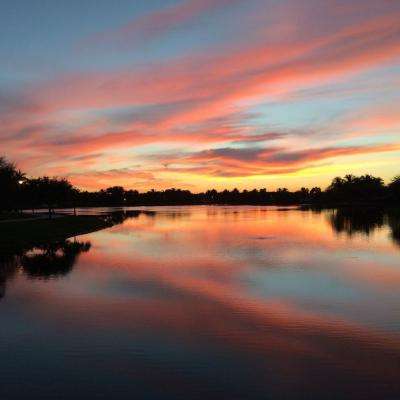 美光科技有望迎来AI驱动的巨大定价上涨空间 AI需求推动内存价格可能飙升逾100%